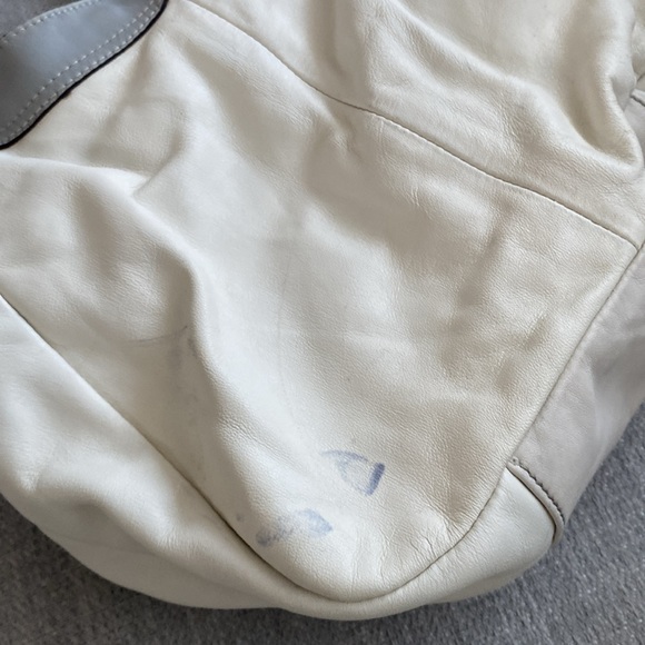 Bundle of two Coach mini white bag And brown mini Wallet - Picture 8 of 16